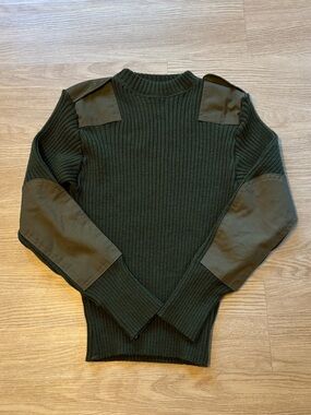 Defense Logistics Agency Men’s Size  38 Commando Knit Sweater